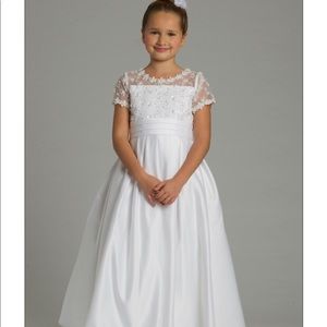 White formal gown girl's size 8